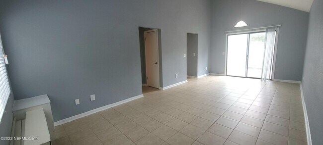 Building Photo - 8286 San Jose Manor Dr E