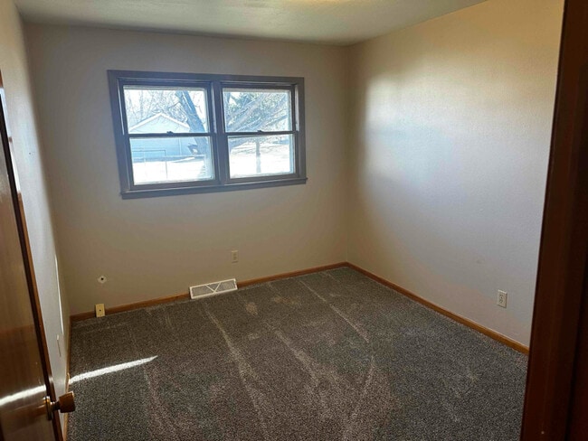 Building Photo - 2643 Juniper Ave