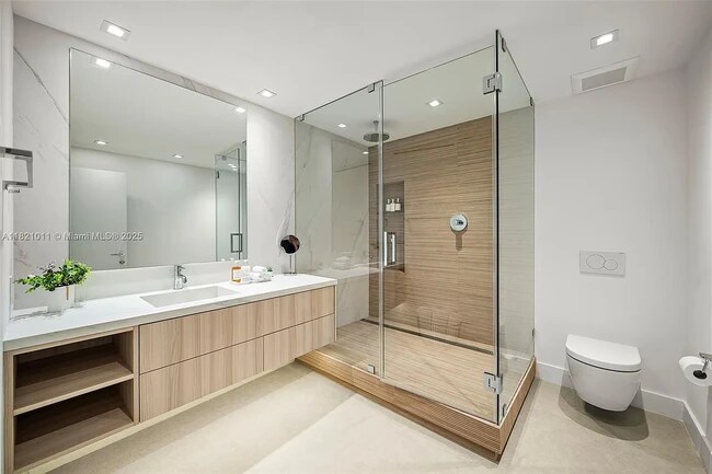 Foto del edificio - 2301 Collins Ave