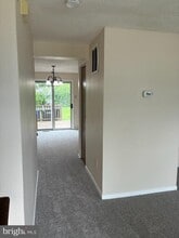 Building Photo - 1537 Violet Dr