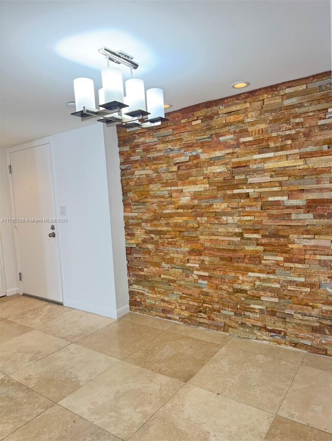 Building Photo - 770 Claughton Island Dr