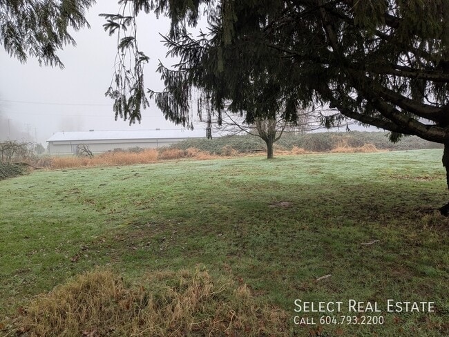 Building Photo - 43025 Vedder Mountain Rd