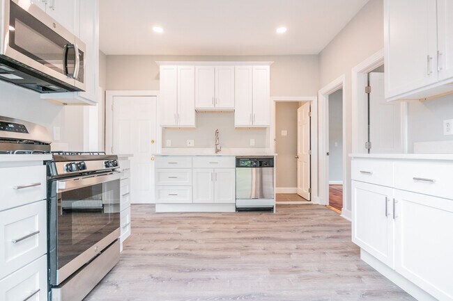 Foto del edificio - 16 Rossmore Rd