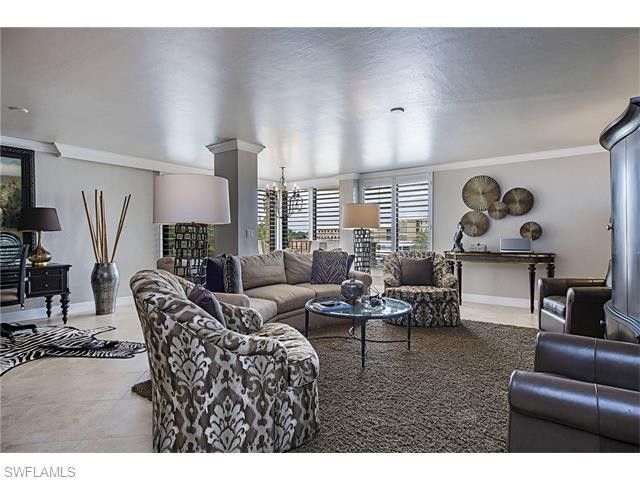 Livingroom - 3115 Gulf Shore Blvd N