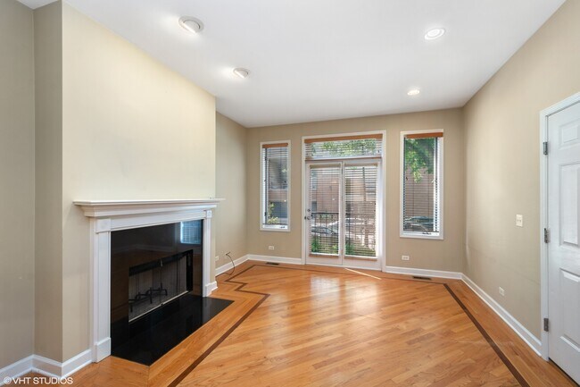 Foto del edificio - 882 W Lill Ave