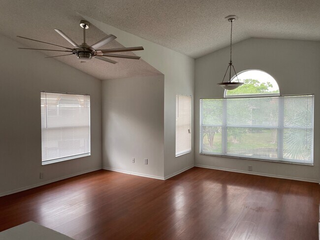 Photo - 5436 E Michigan St Apartment