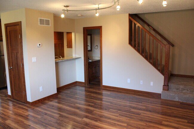 Building Photo - 107 Conner Cir SW