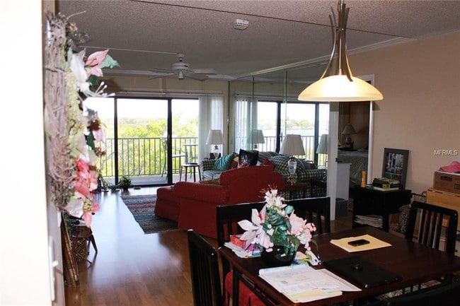 Building Photo - 2700 Bayshore Blvd