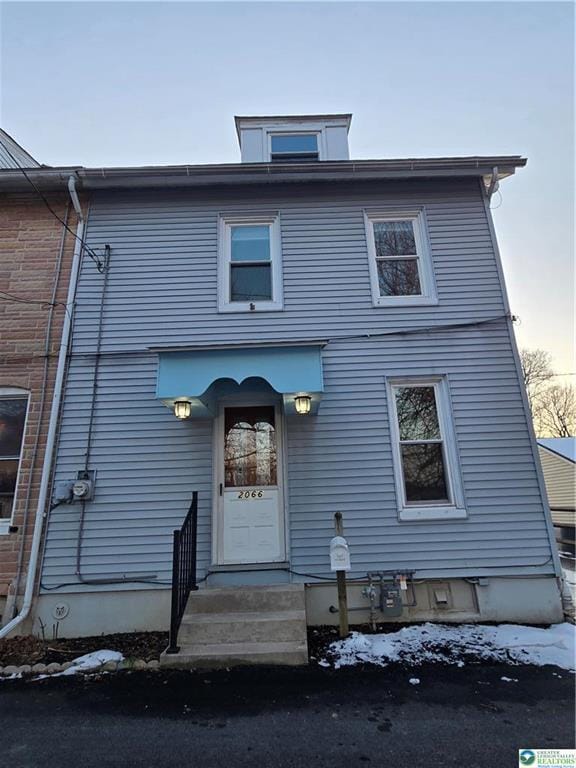 Building Photo - 2066 Grape St