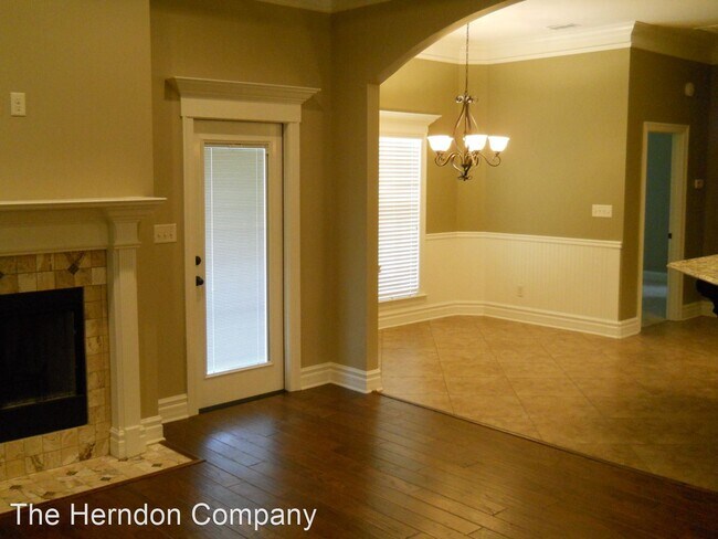 Building Photo - 4 br, 2 bath House - 3394 Norton Place
