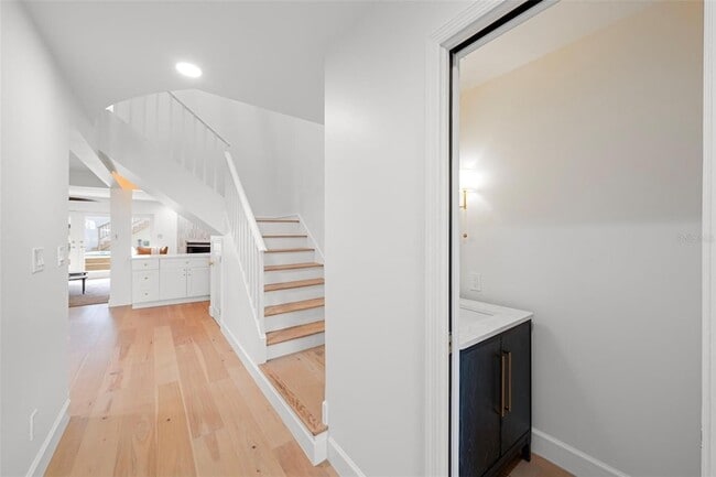 Building Photo - 5011 S Elberon St