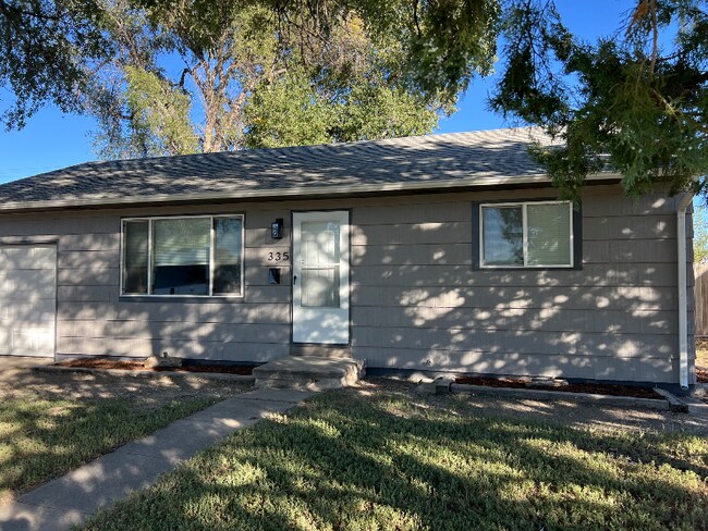 Foto del edificio - 335 Valley Dr