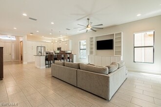 Building Photo - 3471 Pacific Dr Building Photo - 3471 Pacific Dr