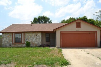 Building Photo - 2103 Lazy Ridge Dr