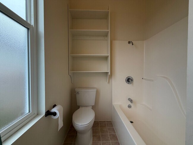 Foto del edificio - 1814 A St