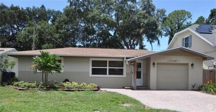 Building Photo - 1738 Santa Anna Dr