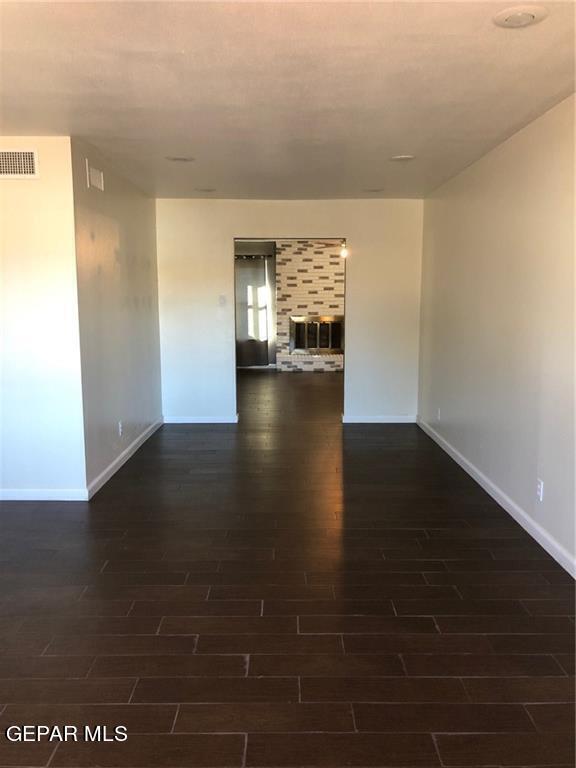 Building Photo - 8700 Cielo Vista Dr