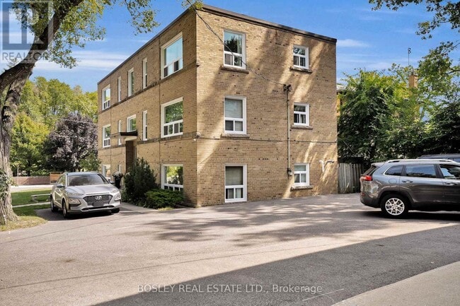 Building Photo - 41 Marina Ave