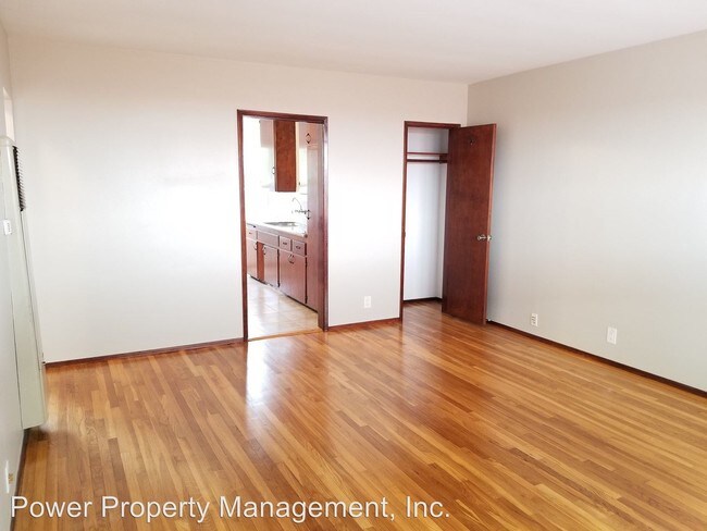 Foto del edificio - 12556 Washington Blvd