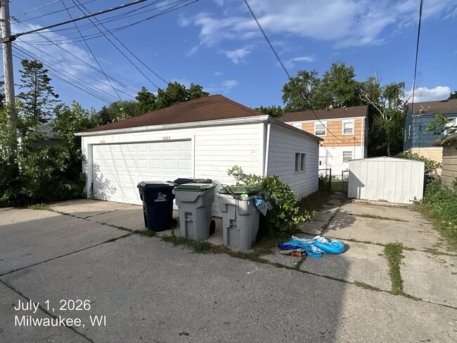 Building Photo - 3223 N 84th St