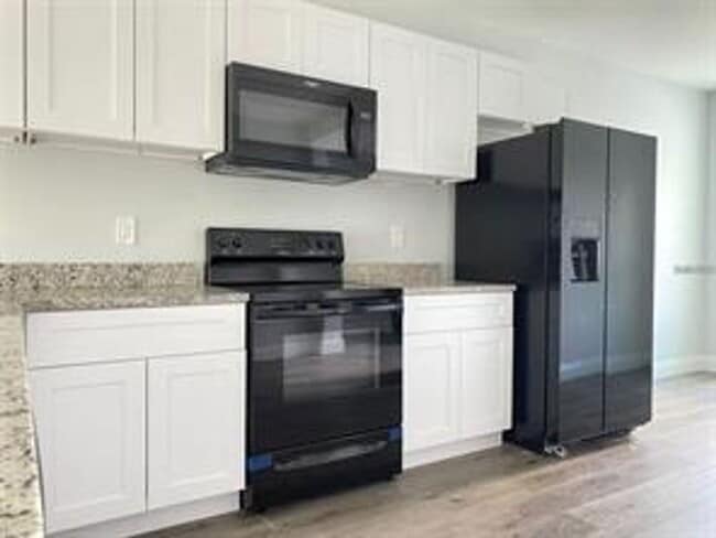 Building Photo - 610 Bluebill Ct