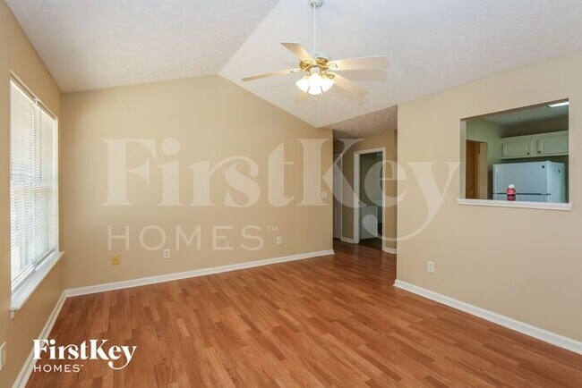 Building Photo - 521 Stoney Creek Rd