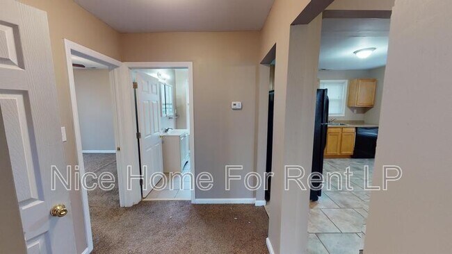 Building Photo - 2001 Genesee St