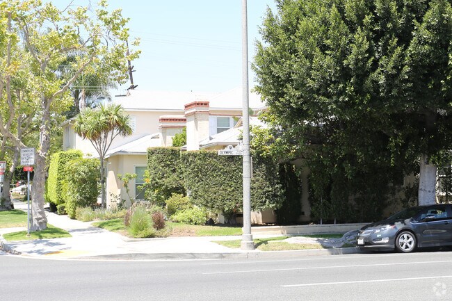 Foto del edificio - 350 S Rodeo Dr