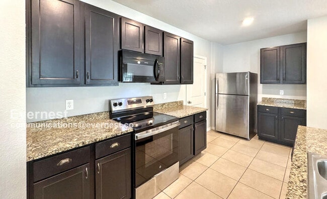 Foto del edificio - 5006 Willow Breeze Wy