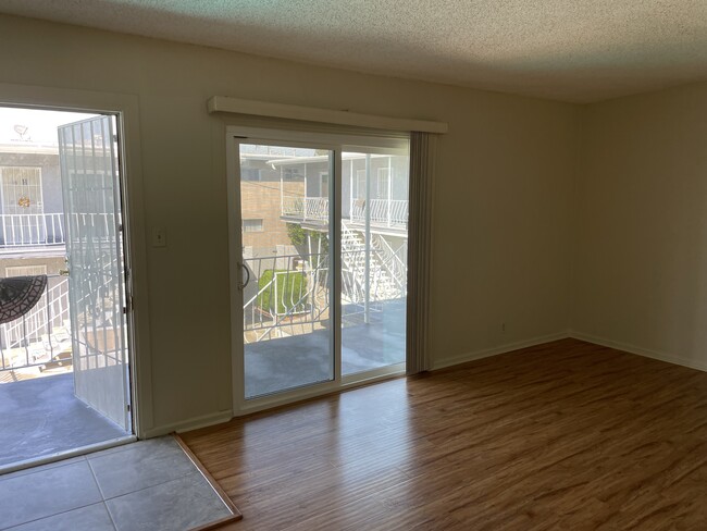 Building Photo - 11642 Gurley Ave