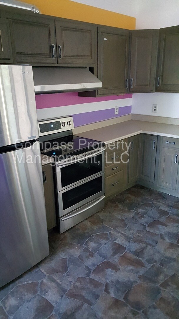 Building Photo - 1115 E King St