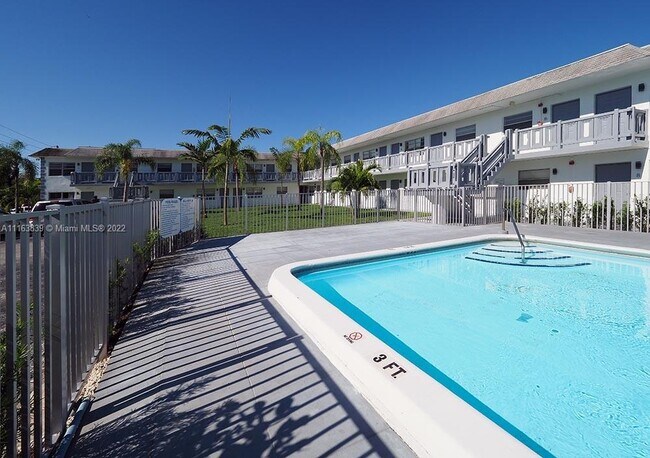 Foto del edificio - 1045 NE 39th Dr
