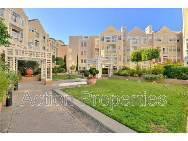 Foto del edificio - 550 Ortega Ave