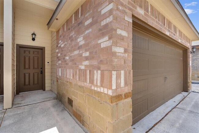 Building Photo - 1113 Stanley Wy