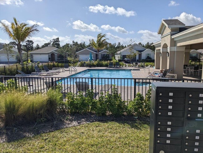 Foto del edificio - 2910 NE Breezeway Cir