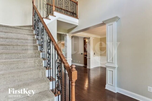 Building Photo - 785 Somersby Drive