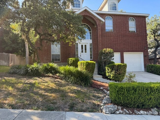 Building Photo - 3 Bedroom/2.5 Bathroom Finesilver Subdivision