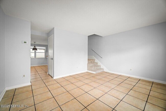 Building Photo - 1305 2nd St N