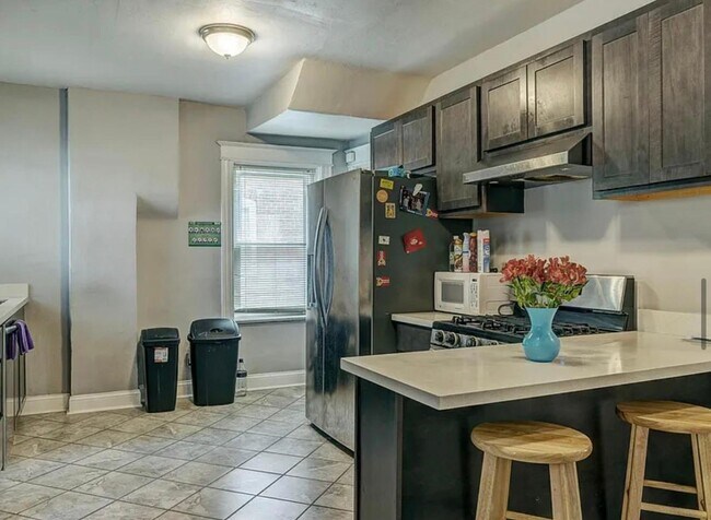 Foto del edificio - 6415 Cates Ave