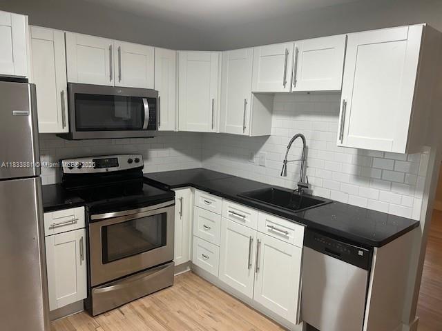 Foto del edificio - 443 NE 70th St