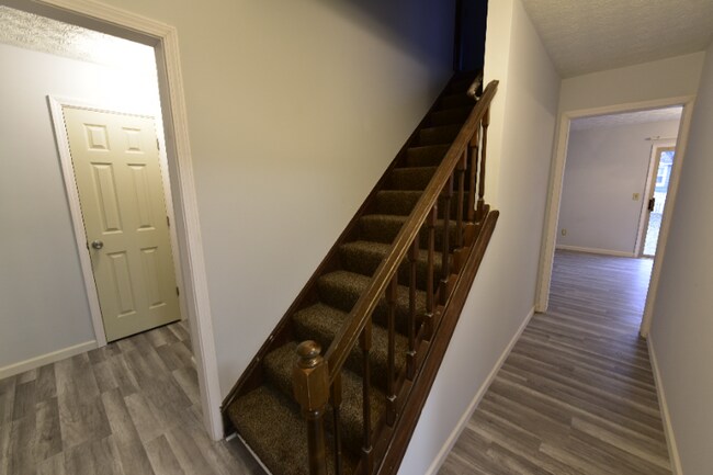 Building Photo - 4067 Forest Edge Dr