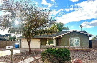 Building Photo - 17652 N 19th Dr