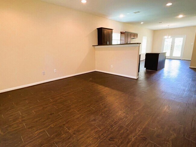 Foto del edificio - 8526 Homewood Ln