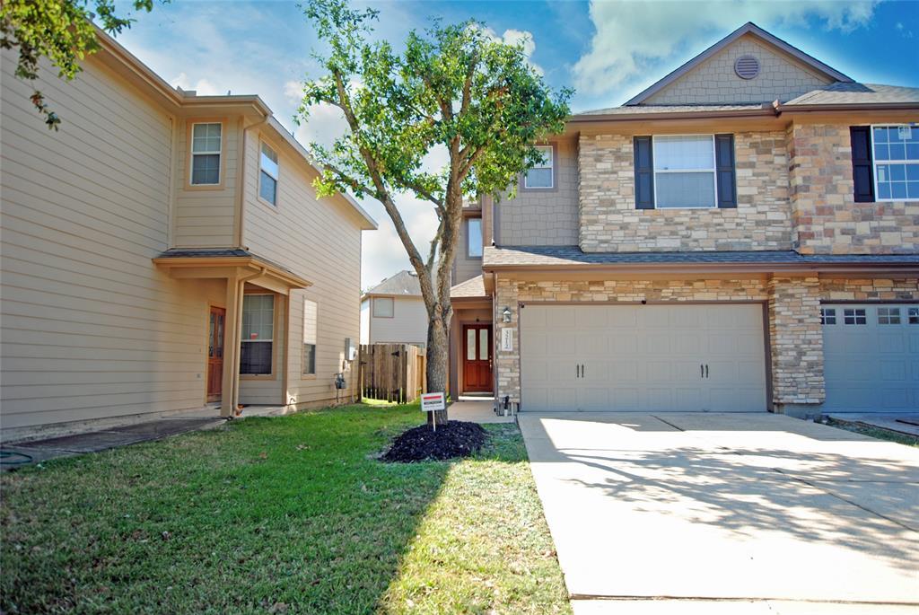 Primary Photo - 3212 Victorian Manor Ln