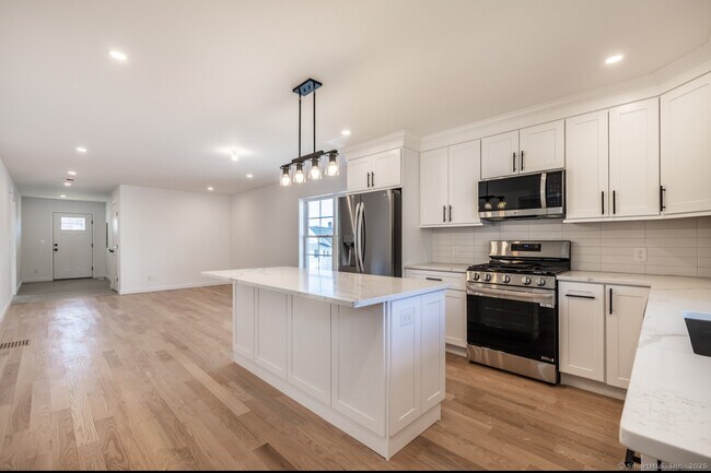 Foto del edificio - 350 Pleasantview Ave