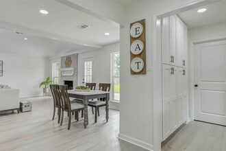 Building Photo - 3351 S Sutton Square