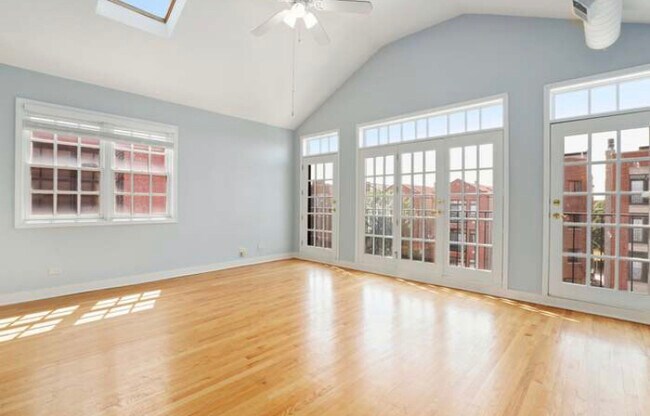 Foto del edificio - 2354 W Harrison St