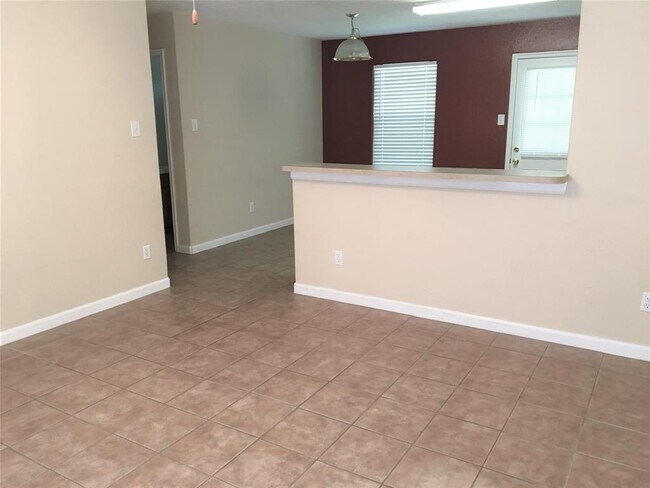 Building Photo - 14129 Broken Arrow Dr