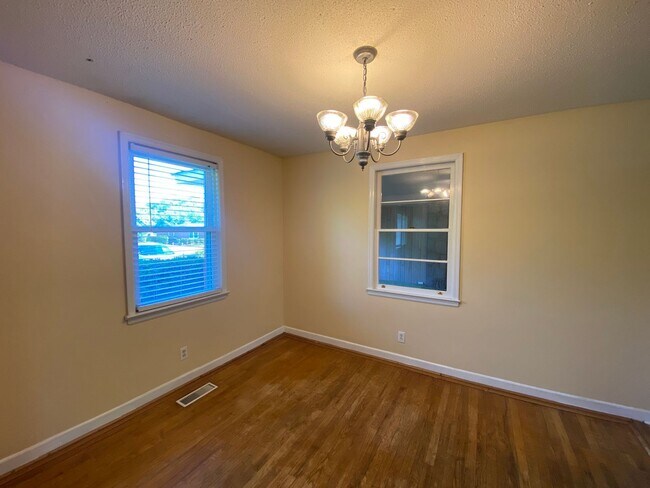 Foto del edificio - Cayce Home