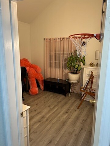 Building Photo - 14035 Astoria St